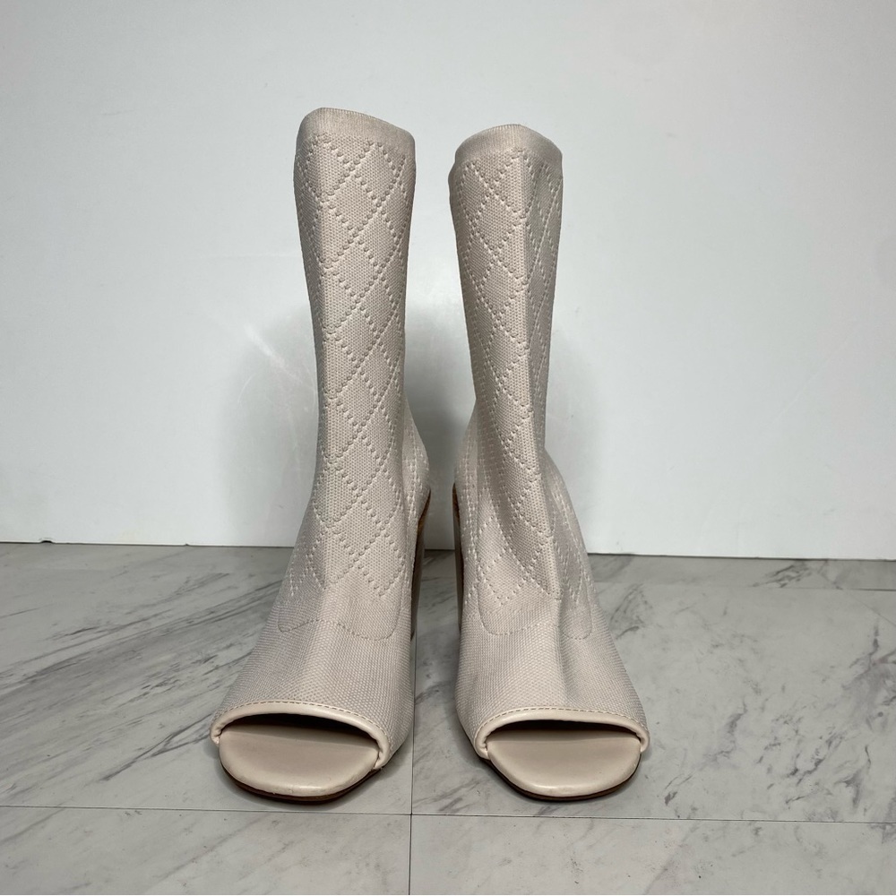 New! Kelsi Dagger Macey Knit Peep Toe Cream Sock Bootie 7 1/2 - Picture 2 of 15